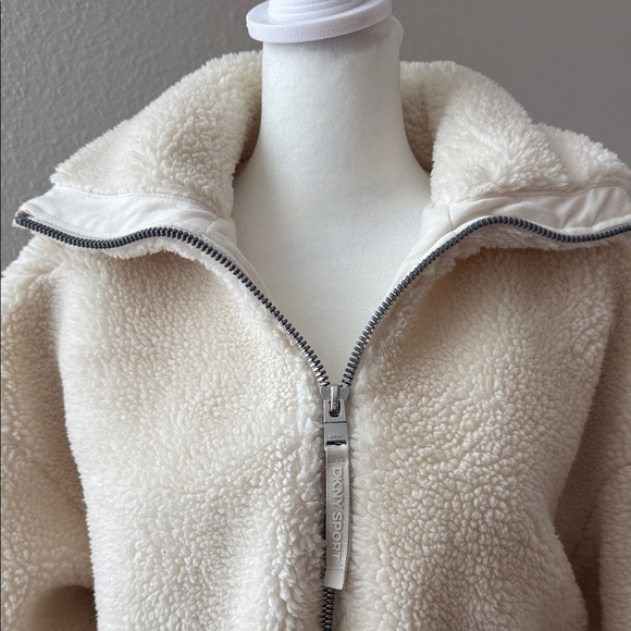 DKNY Cream Sherpa Zip Jacket - Picture 8 of 10